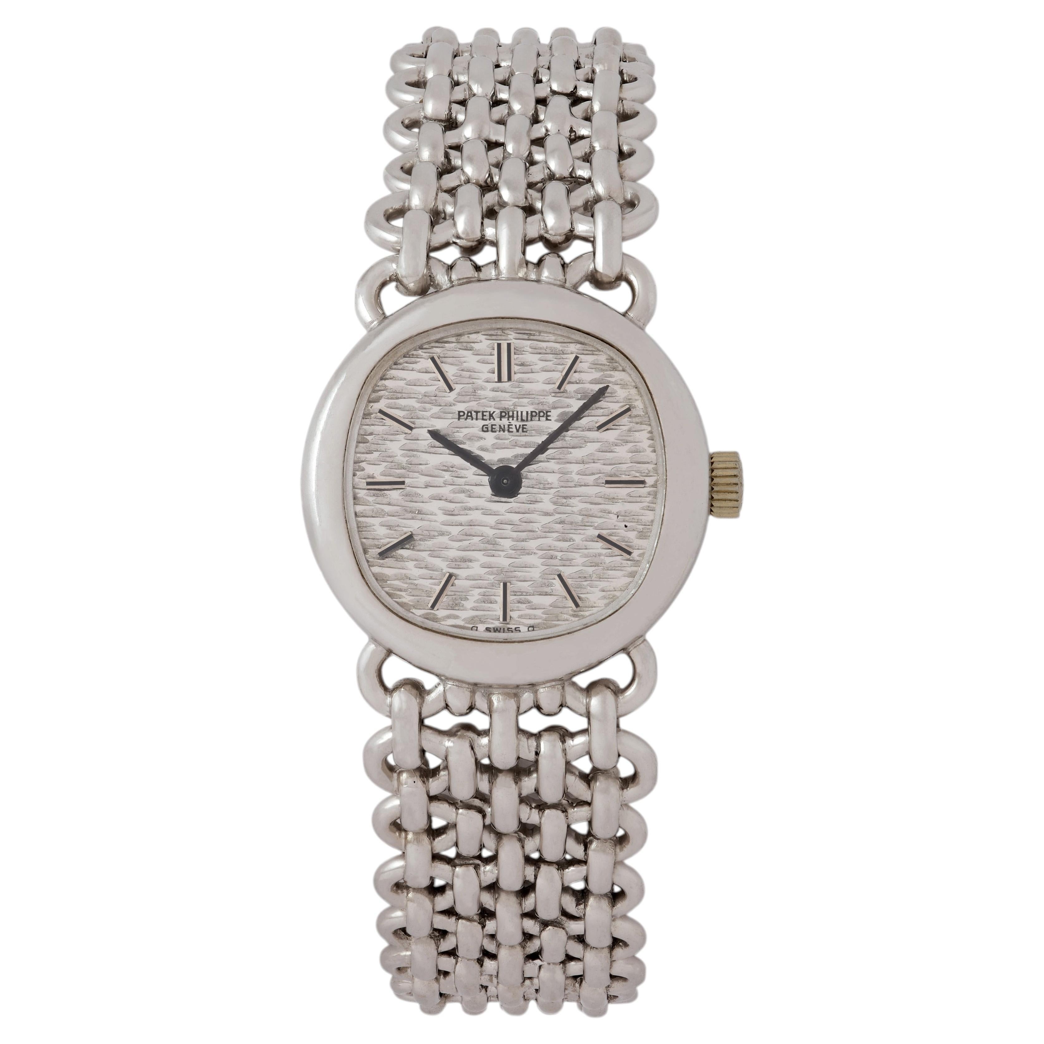 Goldenes Ellipsen-Set von Patek Philippe