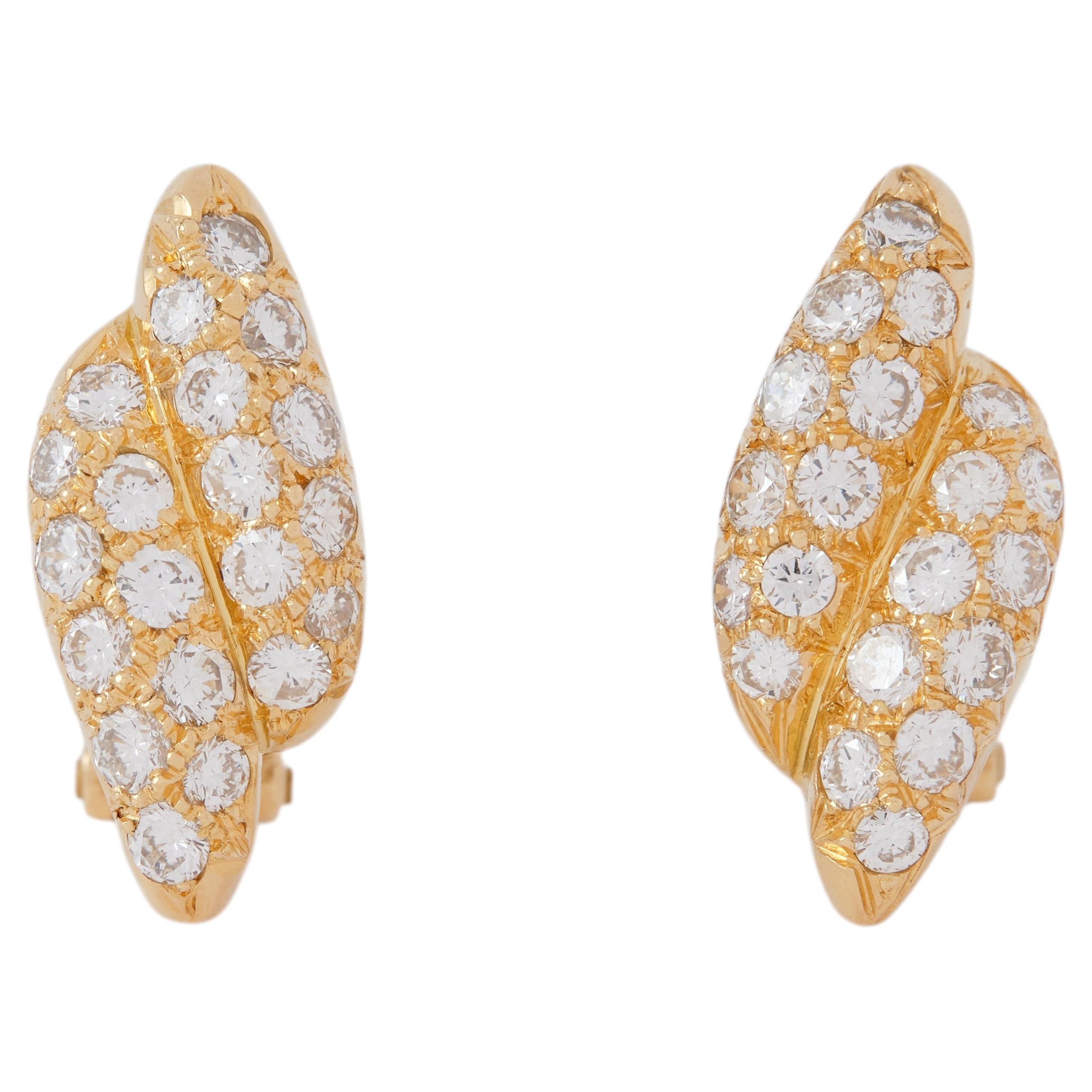 Pre-owned Mauboussin Vintage 18 Karat Yellow Gold And Diamond Signed  Earrings