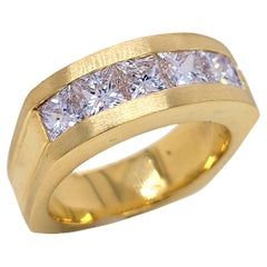 Bague pour hommes en diamant taille princesse 3,14 carats 18 carats