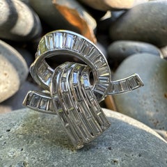 Anello da cocktail "Baguette Cascade" con diamanti da 2 carati in platino di Eytan Brandes