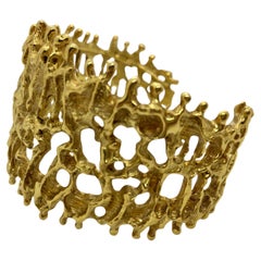 ""Staghorn Koralle"" Handgefertigtes durchbrochenes Manschettenarmband aus 18 Karat Gelbgold