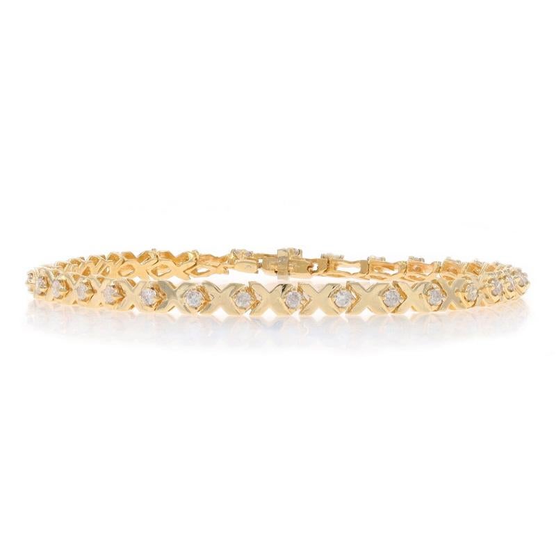Contenu du métal : Or jaune 14k

Informations sur les pierres

Diamants naturels
Carat(s) : 1ctw
Coupe : Brillant rond
Couleur : F - G
Clarté : I1 - I2

Total des carats : 1.00ctw

Style : Lien
Type de fermeture : Fermoir à languette avec fermoir de