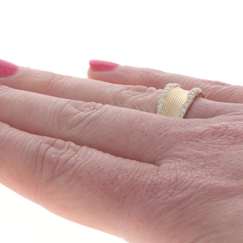 Taglio rotondo Fascia di diamanti in oro giallo - Anello Brilliante rotondo 14k da 0,40 ct. in vendita