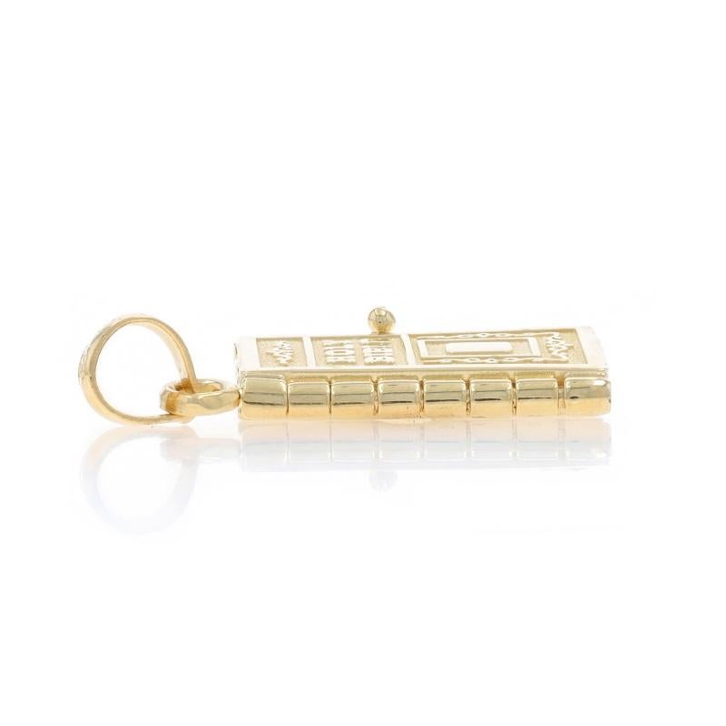 Charm in oro giallo con preghiera del Signore - Bibbia in oro giallo 14k in vendita 2