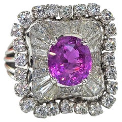 Anello in platino con diamanti e zaffiro rosa naturale di Ceylon da 5,58 carati totali, non trattato termicamente, GRS, anni '60