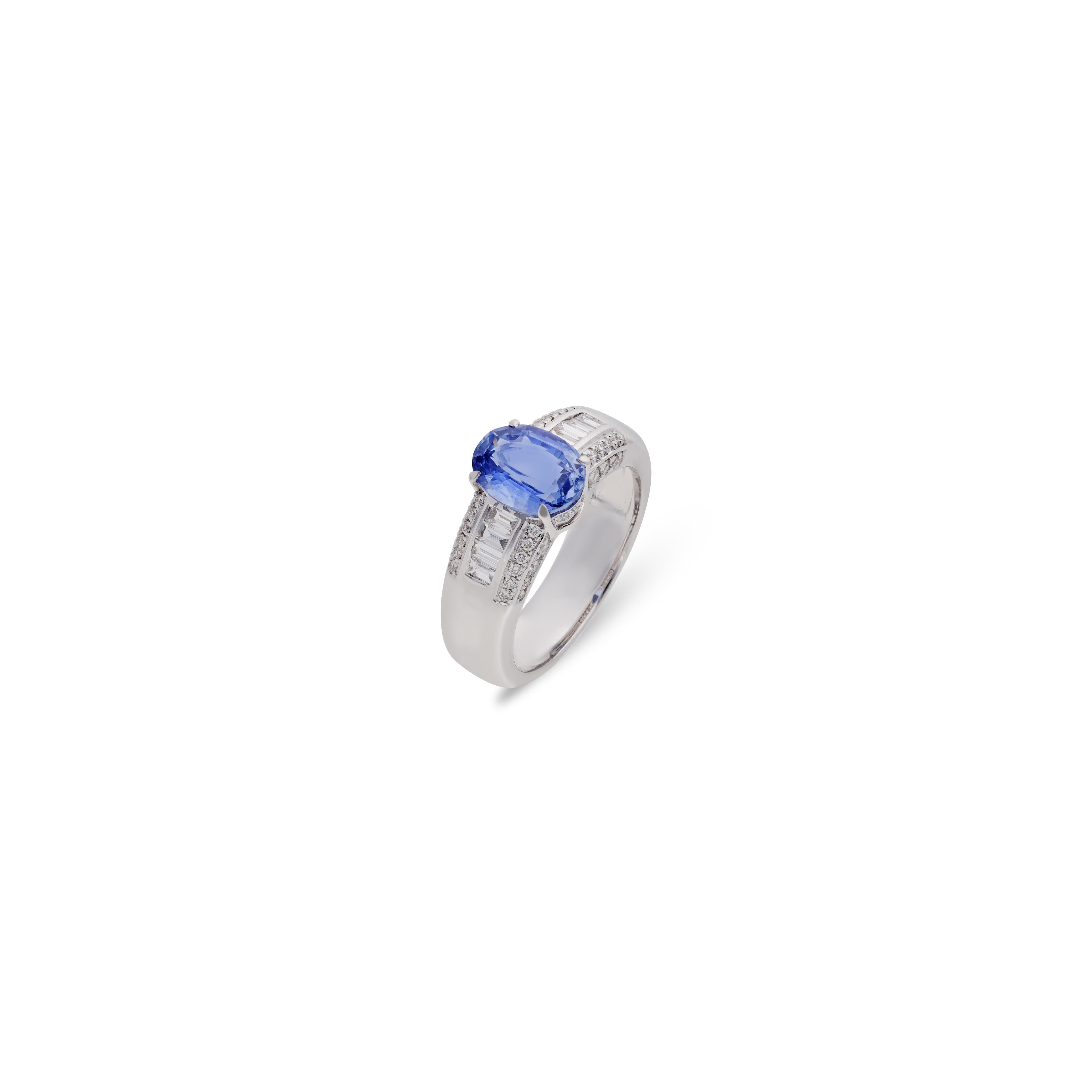 2,56 Karat Blauer Saphir und Diamant Ring  18k  Weißgold (Gemischter Schliff) im Angebot