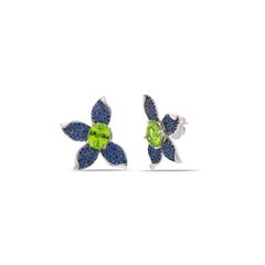 Saphir bleu et péridot de 2,11 carats, pour un total de 4,77 carats, sertis dans de l'or blanc 18 carats