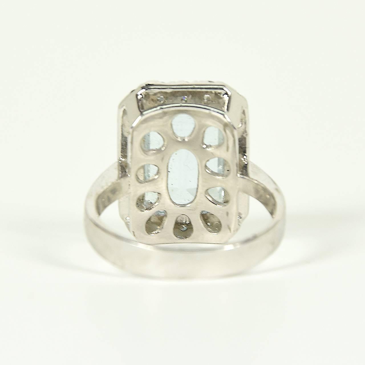 Women's 4.3 Carat Aquamarine Diamond White Gold Cocktail Engagement Halo Ring For Sale