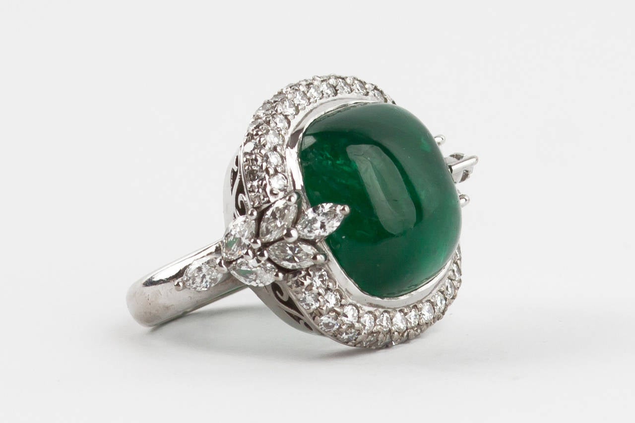 Sugarloaf Cabochon Cut Emerald Diamond Cocktail Ring In New Condition For Sale In Malvern, Victoria