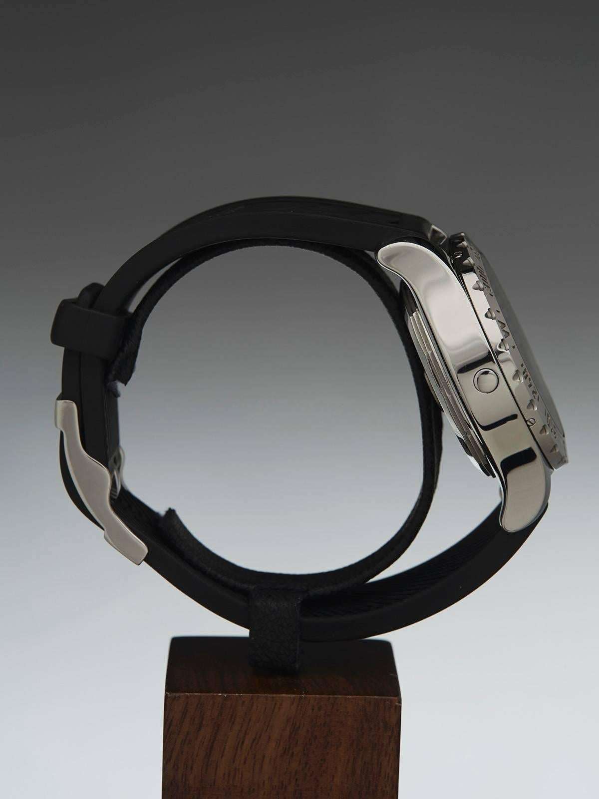 Breitling Stainless Steel Airwolf digital chronograph Quartz Wristwatch 3