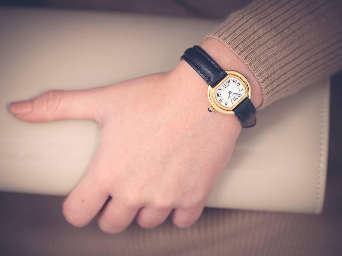 Cartier Ladies Yellow Gold Ellipse Mechanical Wind Wristwatch 2