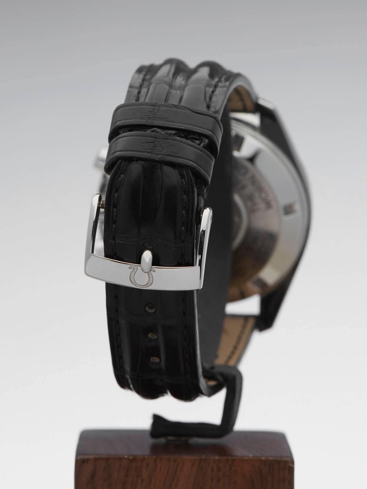 Omega Stainless Steel Speedmaster chronograph Mechanical Wind Wristwatch 3