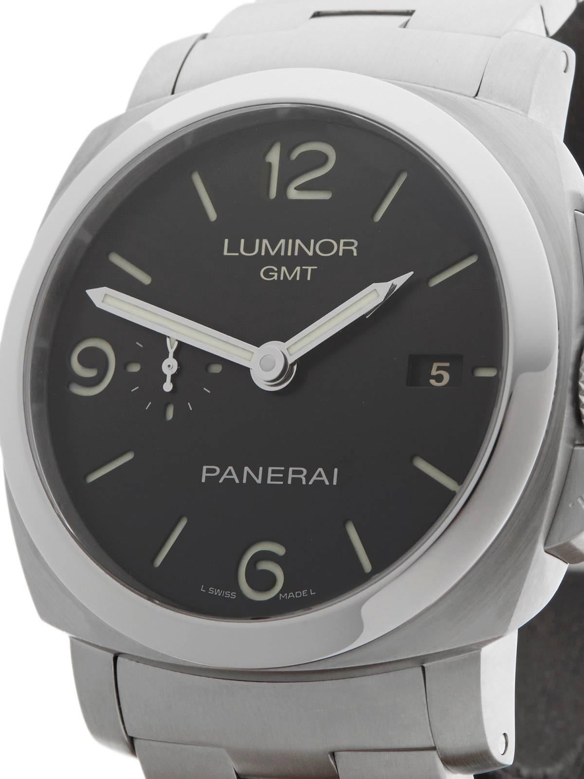 Panerai Stainless Steel Luminor Automatic Wristwatch Ref W2865 In Excellent Condition In Bishop's Stortford, Hertfordshire