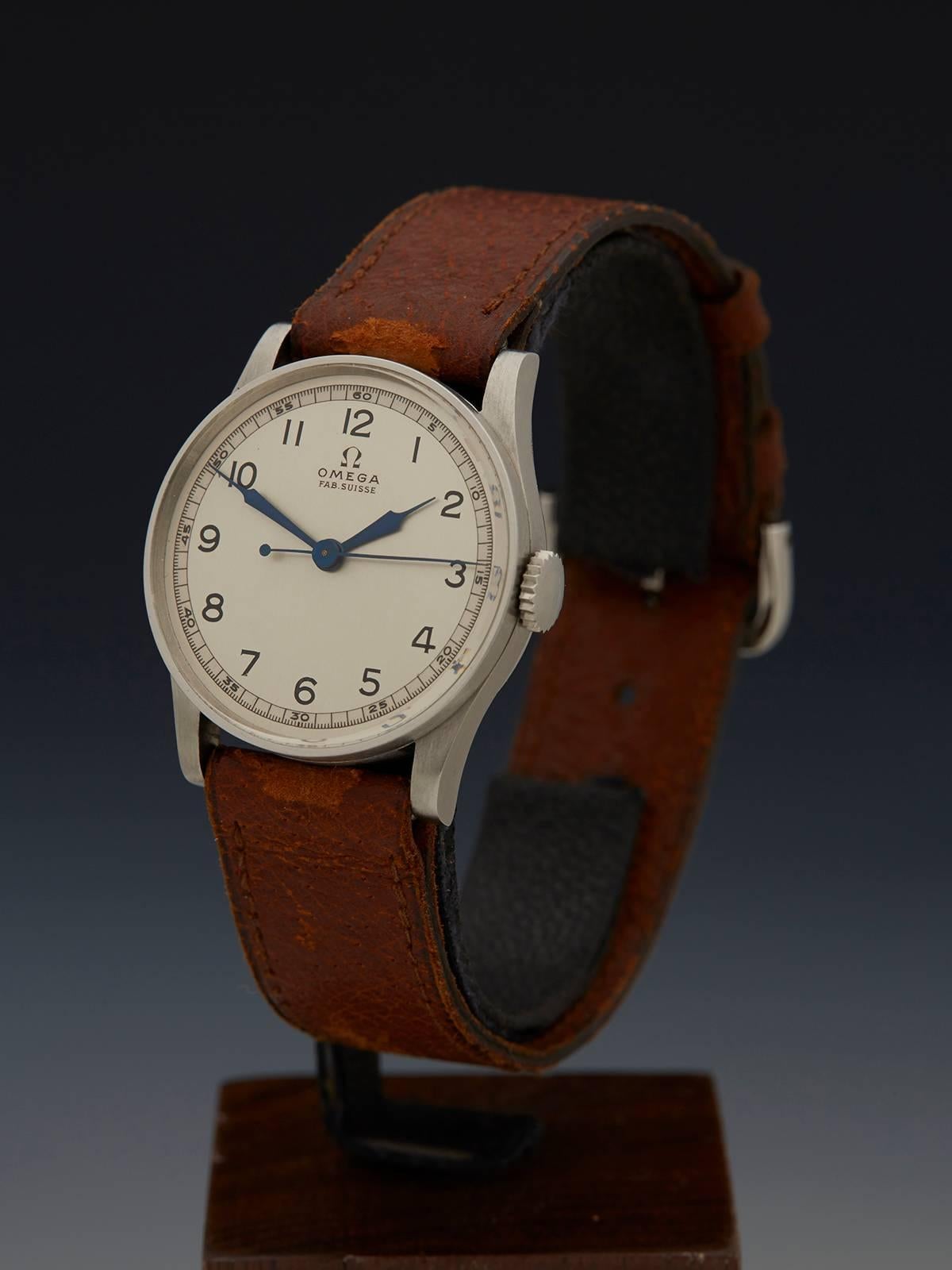 Ref: COM693
Serial Number: 938****
Condition: 9 - Excellent condition
Age: Circa 1934
Case Diameter: 29 mm
Case Size: 28.5mm
Box and Papers: Box only
Movement: Mechanical Wind
Case: Stainless Steel
Dial: Silver
Bracelet: Brown Leather
Strap Length: