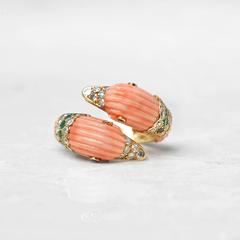 Van Cleef & Arpels Coral Diamond Emerald You and Me Gold Cocktail Ring