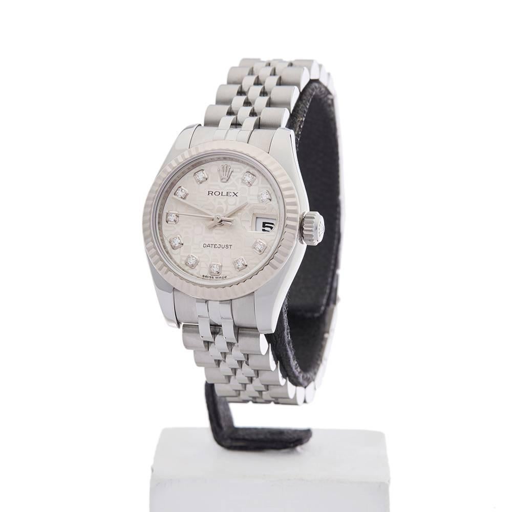 Ref: W4017
Model Number: 179174
Serial Number: 5P9*****
Condition: 9 - Excellent Condition
Gender: Ladies
Age: 19th October 2011
Case Diameter: 26 mm
Case Size: 26mm
Box And Papers: Box And Guarantee
Movement: Automatic
Case: Stainless steel &
