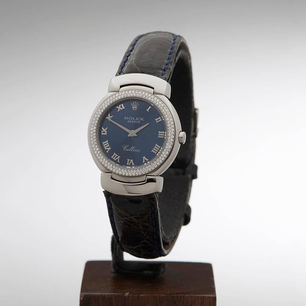 
Ref: W2695
Model Number: 6671
Serial Number: K65****
Condition: 9 - Excellent condition
Gender: Ladies
Age: 2001
Case Diameter: 26 mm
Case Size: 26mm
Box and Papers: Box Only
Movement: Quartz
Case: 18k White Gold
Dial: Blue
Bracelet: Black