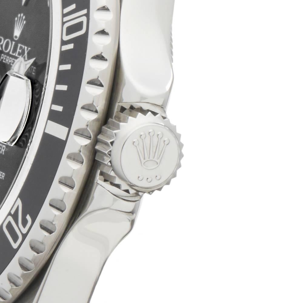 Men's Rolex Stainless Steel Submariner Date Automatic Wristwatch Ref 16610, 1995