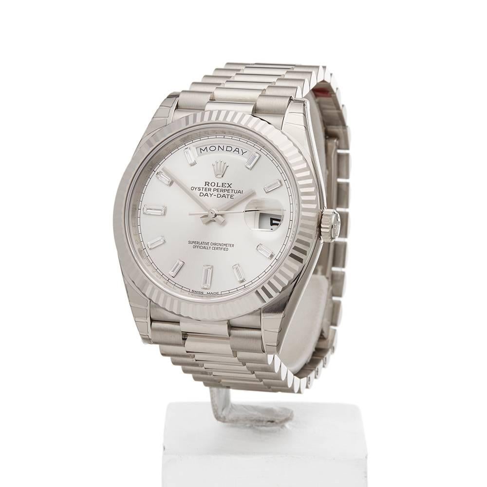 
Ref: COM1244
Model Number: 228239
Serial Number: M02*****
Condition: 10 - Unworn condition
Gender: Gents
Age: 14th November 2016
Case Size: 40mm
Box and Papers: Box & Guarantee
Movement: Automatic
Case: 18k White Gold
Dial: Silver & Diamond