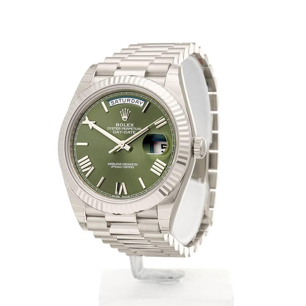 Ref: COM1246
Model Number: 228239
Serial Number: T73*****
Condition: 10 - Unworn condition
Gender: Gents
Age: 28th September 2017
Case Size: 40mm
Box and Papers: Box & Guarantee
Movement: Automatic
Case: 18k White Gold
Dial: Green
