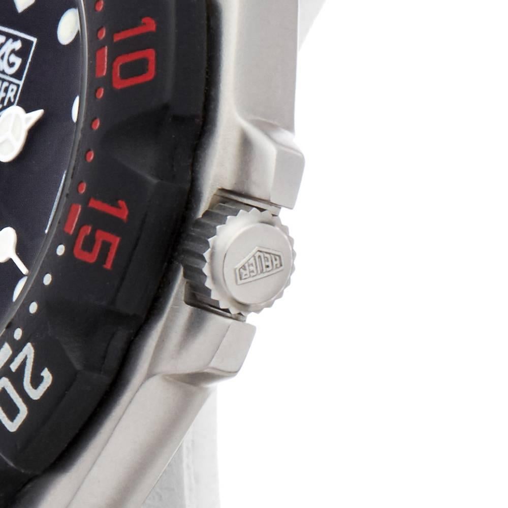  Montre-bracelet Tag Heuer Formula 1 à quartz en acier inoxydable Réf. WA1214 Pour hommes 