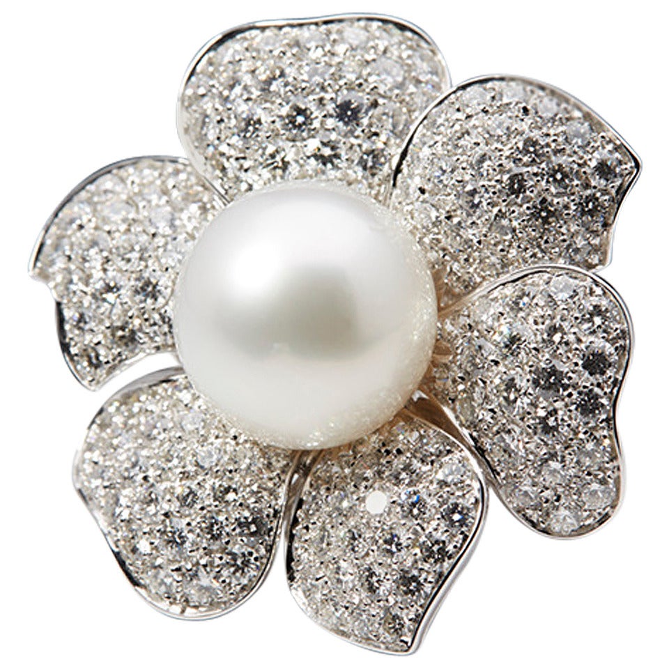 Picchiotti South Sea Pearl Diamond Gold Flower Ring