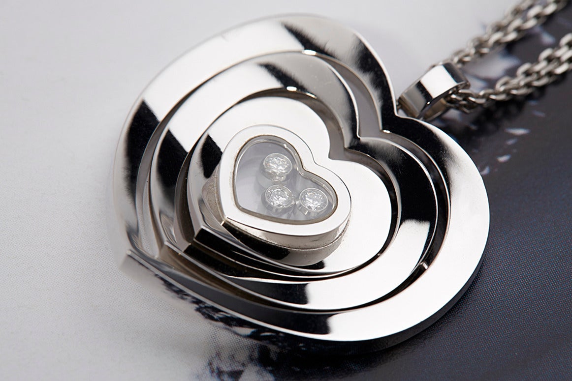 Chopard Diamond Gold Happy Diamonds Heart Necklace
