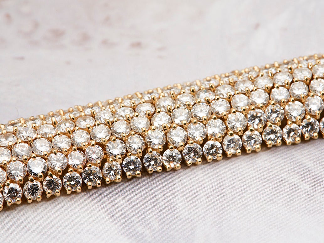 Diamond Gold Cluster Link Bracelet 1