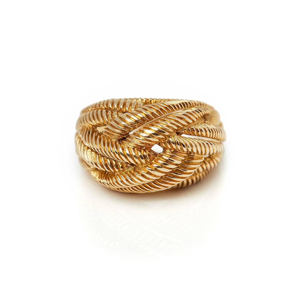 Xupes Code: COM1332
Brand: Van Cleef & Arpels
Description: 18k Yellow Gold Rope Twist Bombé Ring
Accompanied With: Xupes Presentation Box
Gender: Ladies
UK Ring Size: Q
EU Ring Size: 58
US Ring Size: 8 1/4
Resizing Possible?: YES
Band Width: