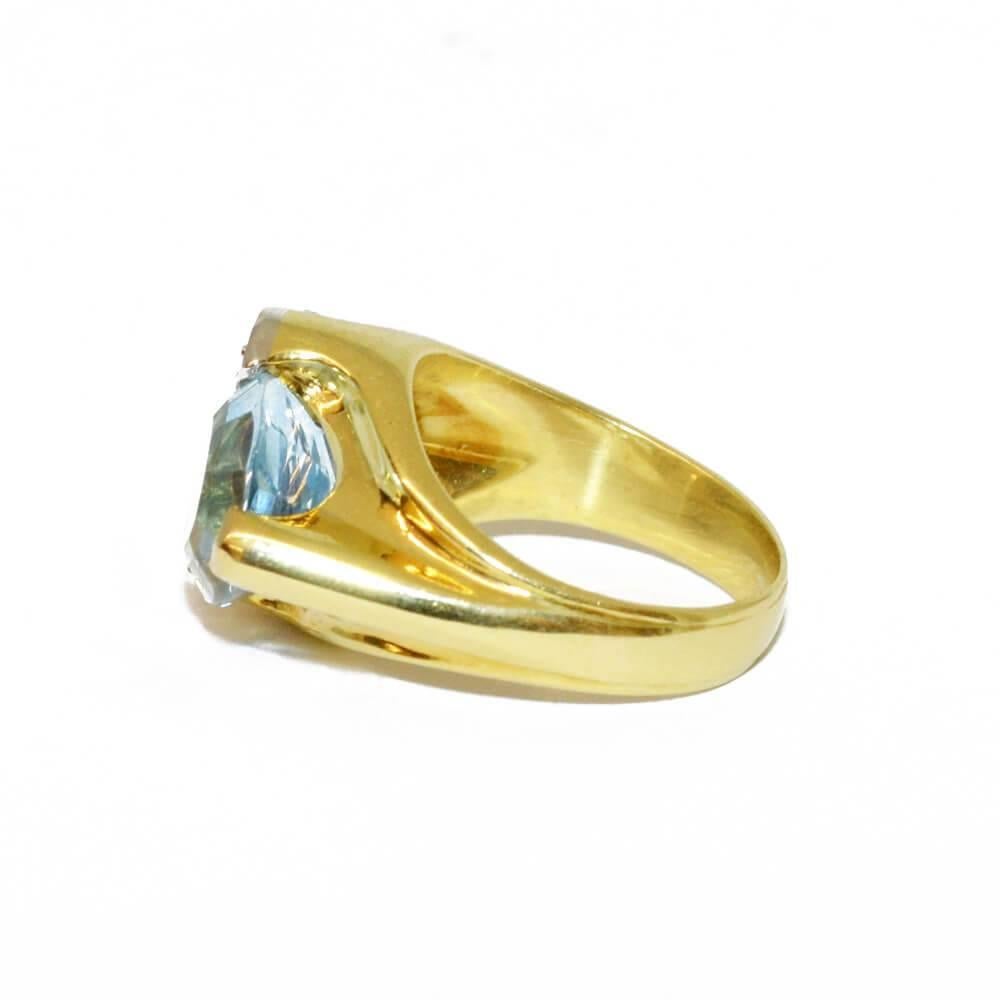 Post-War Retro Tiffany & Co. Aquamarine Diamond Gold Platinum Ring For Sale