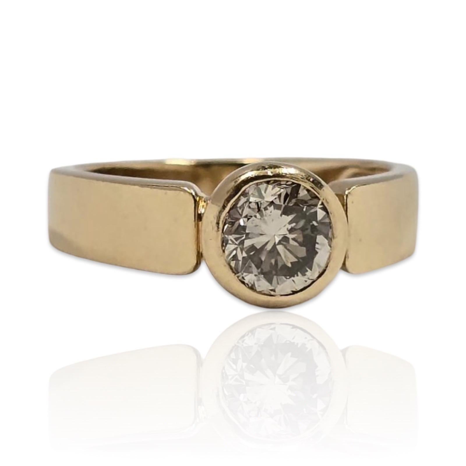 da uomo o donna Anello moderno con castone in oro 14K e diamante naturale marrone chiaro certificato GIA in vendita