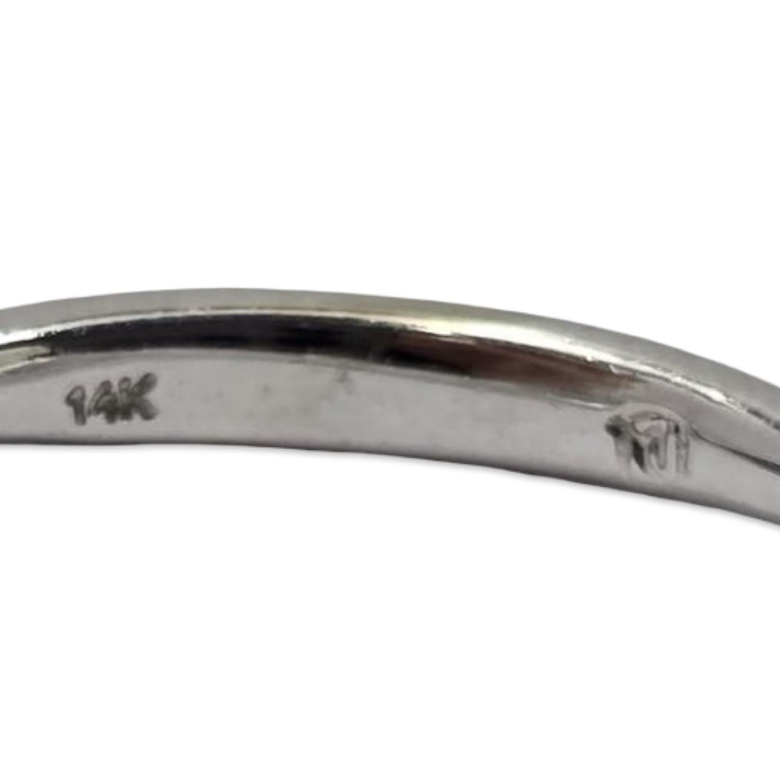 Bague en or blanc 14K certifiée GIA 0.43 carat Fancy Natural Faint Gray Diamond Ring en vente 4