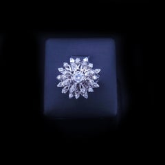 Antiker, auffälliger Cocktailring mit Diamanten im „Starburst“-Design aus 14-karätigem Weißgold