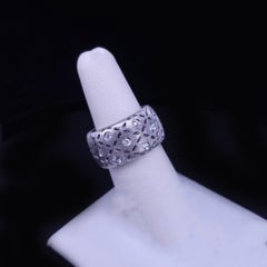 Anello Roberto Coin in oro bianco 18 carati con motivo "Granada" e diamanti intagliati