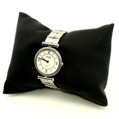 ​Van Cleef & Arpels La Collection 25mm White Dial Quartz Women's Watch VCA1