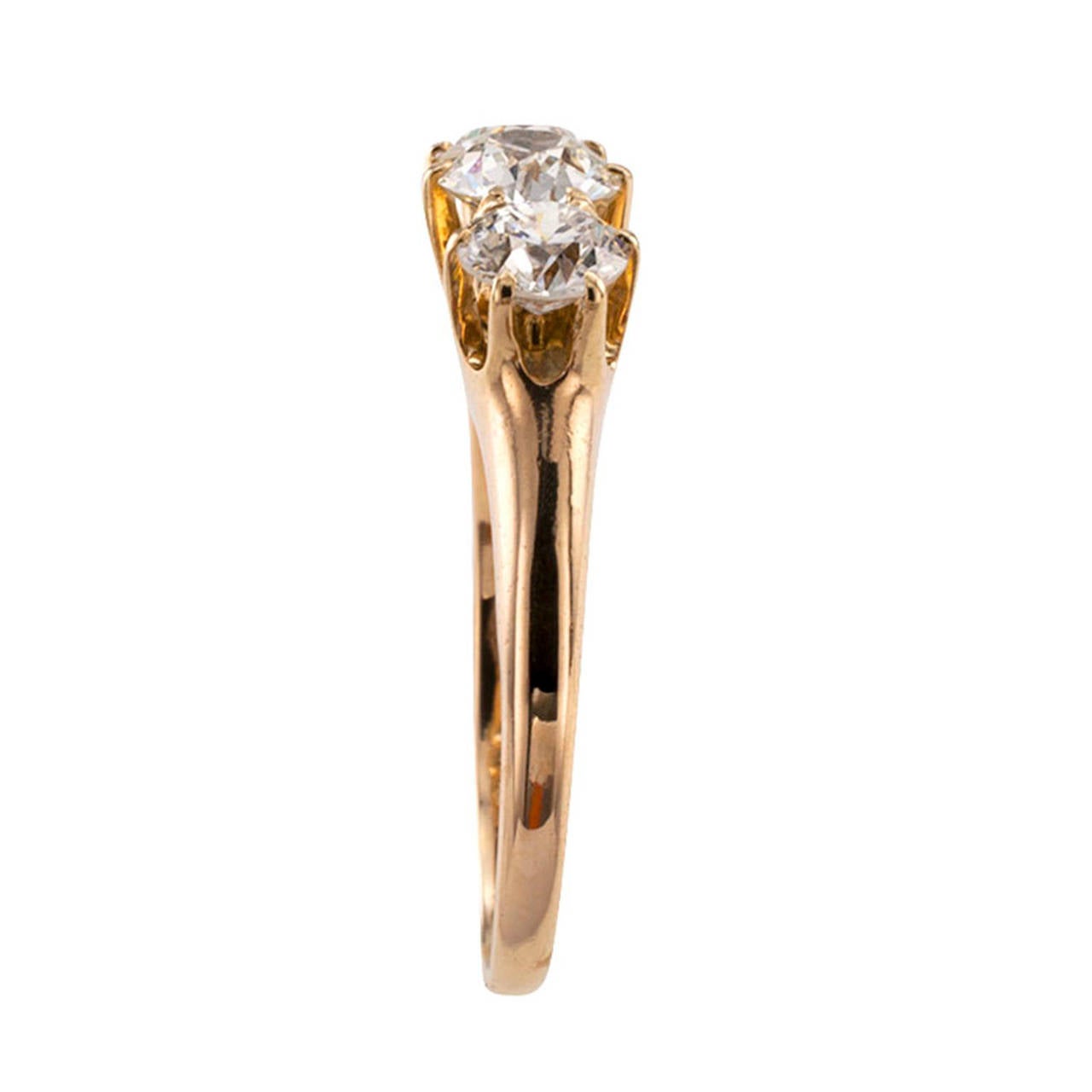 Victorian Three-Stone Diamond Gold Engagement Ring In Excellent Condition In Los Angeles, CA