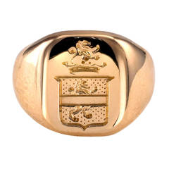 Vintage Tiffany & Co. Crest Gold Signet Ring
