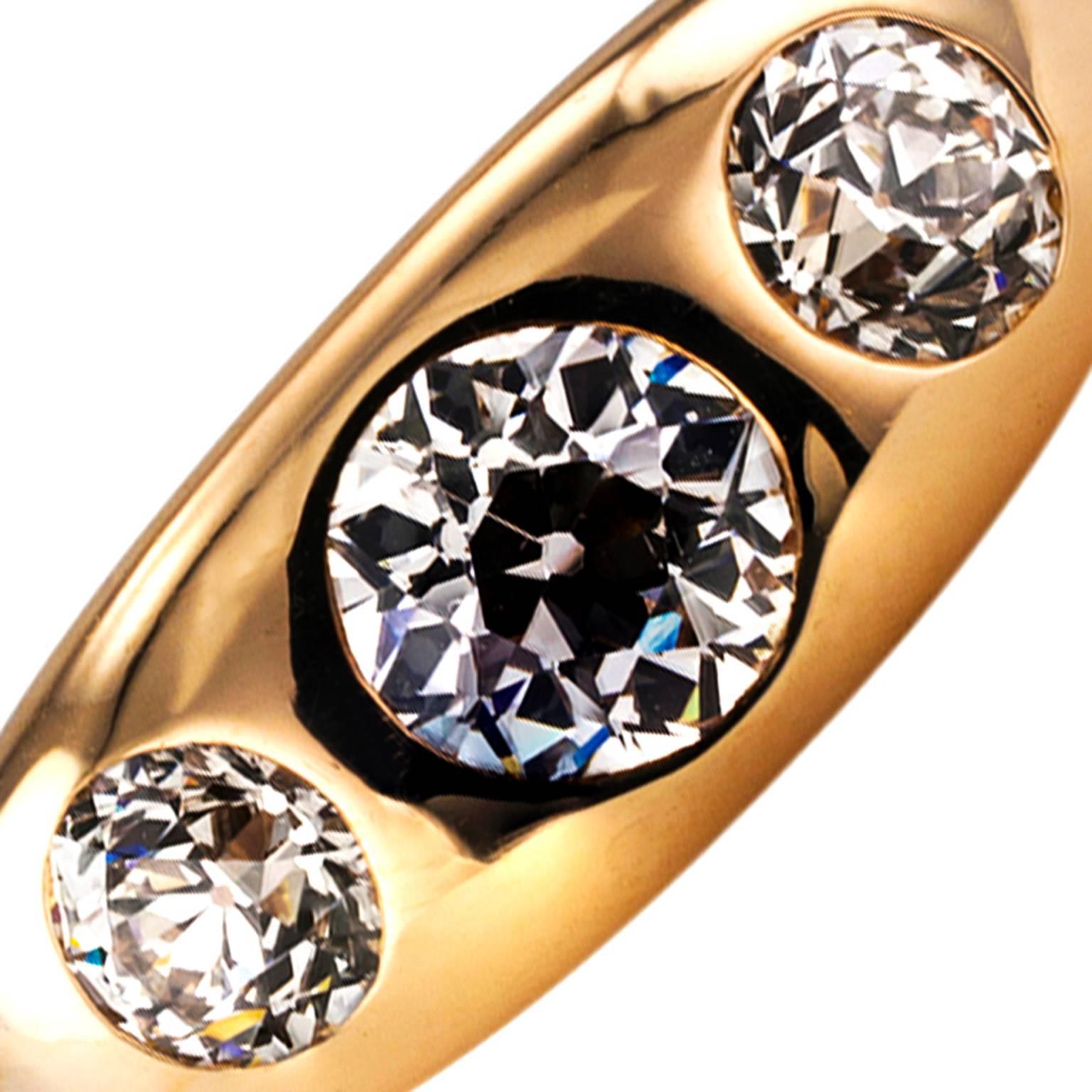 Late Victorian Three-Stone Diamond Gold Gypsy Ring