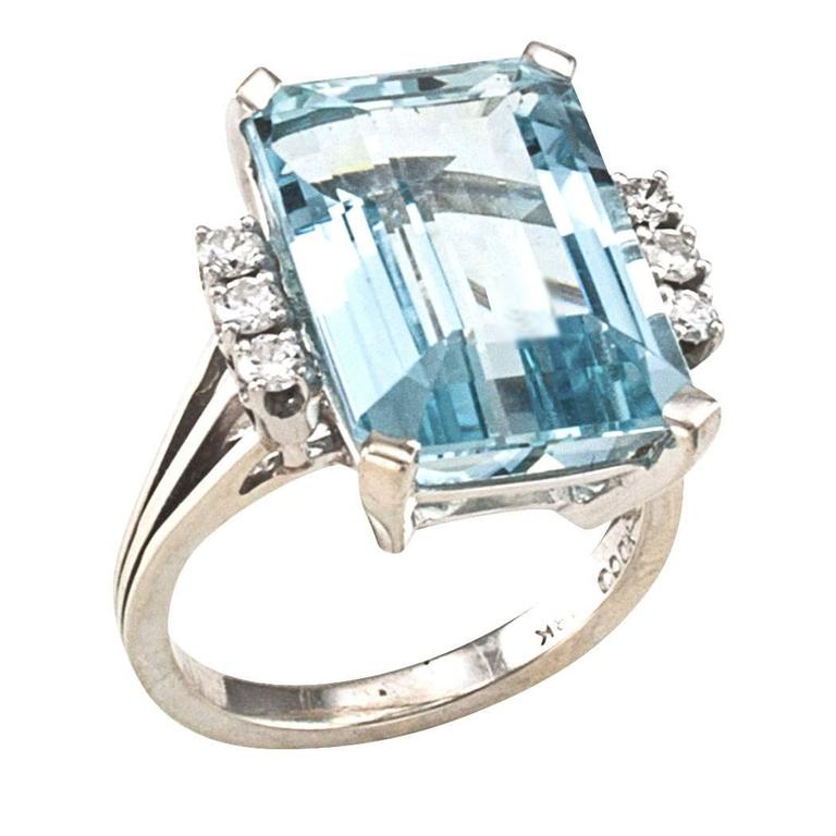 Aquamarine Diamond Gold Ring at 1stDibs