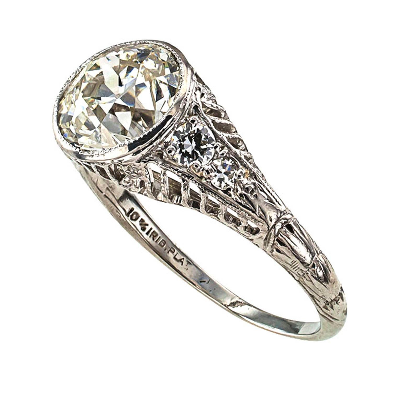 Women's or Men's Edwardian 1.84 Carat Diamond Platinum Engagement Ring