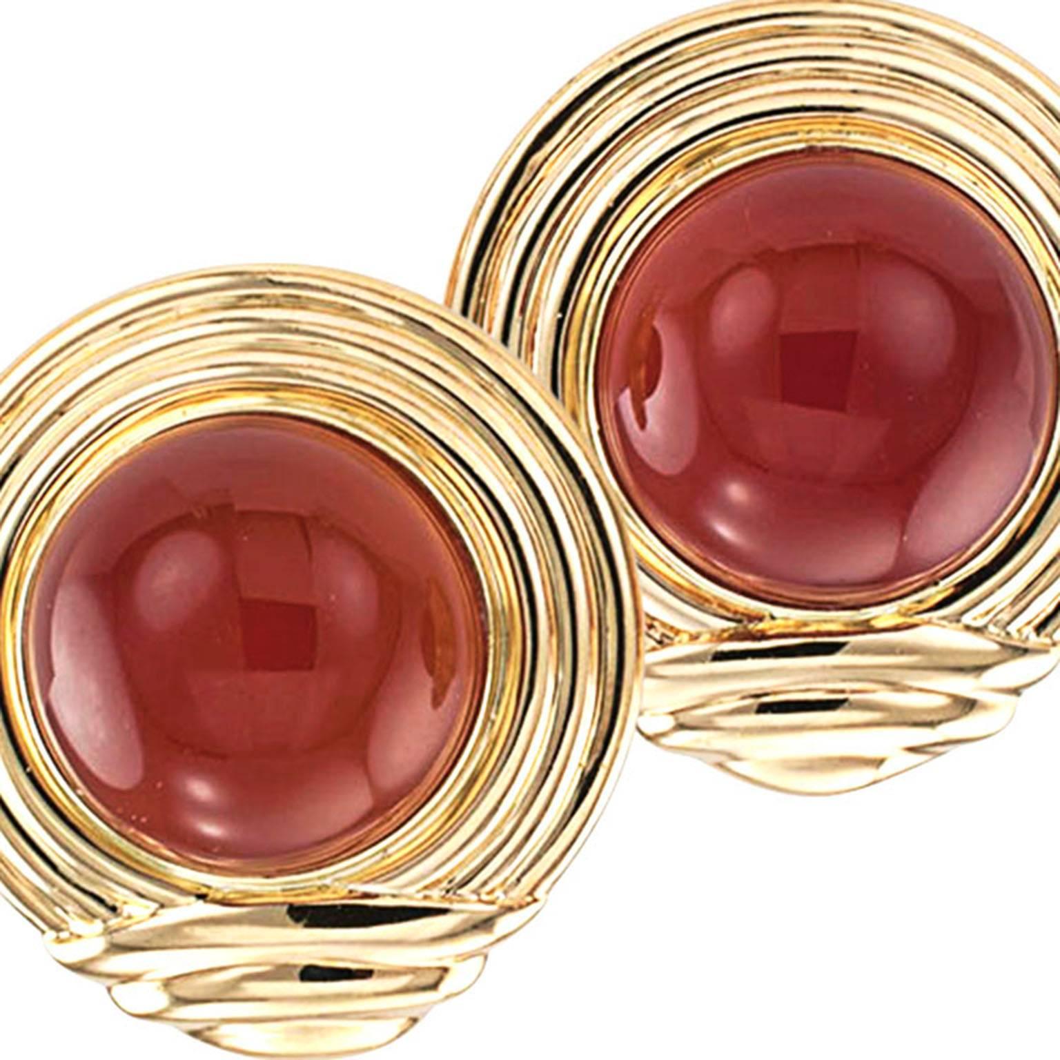Carnelian Gold Large Earclips In Excellent Condition In Los Angeles, CA