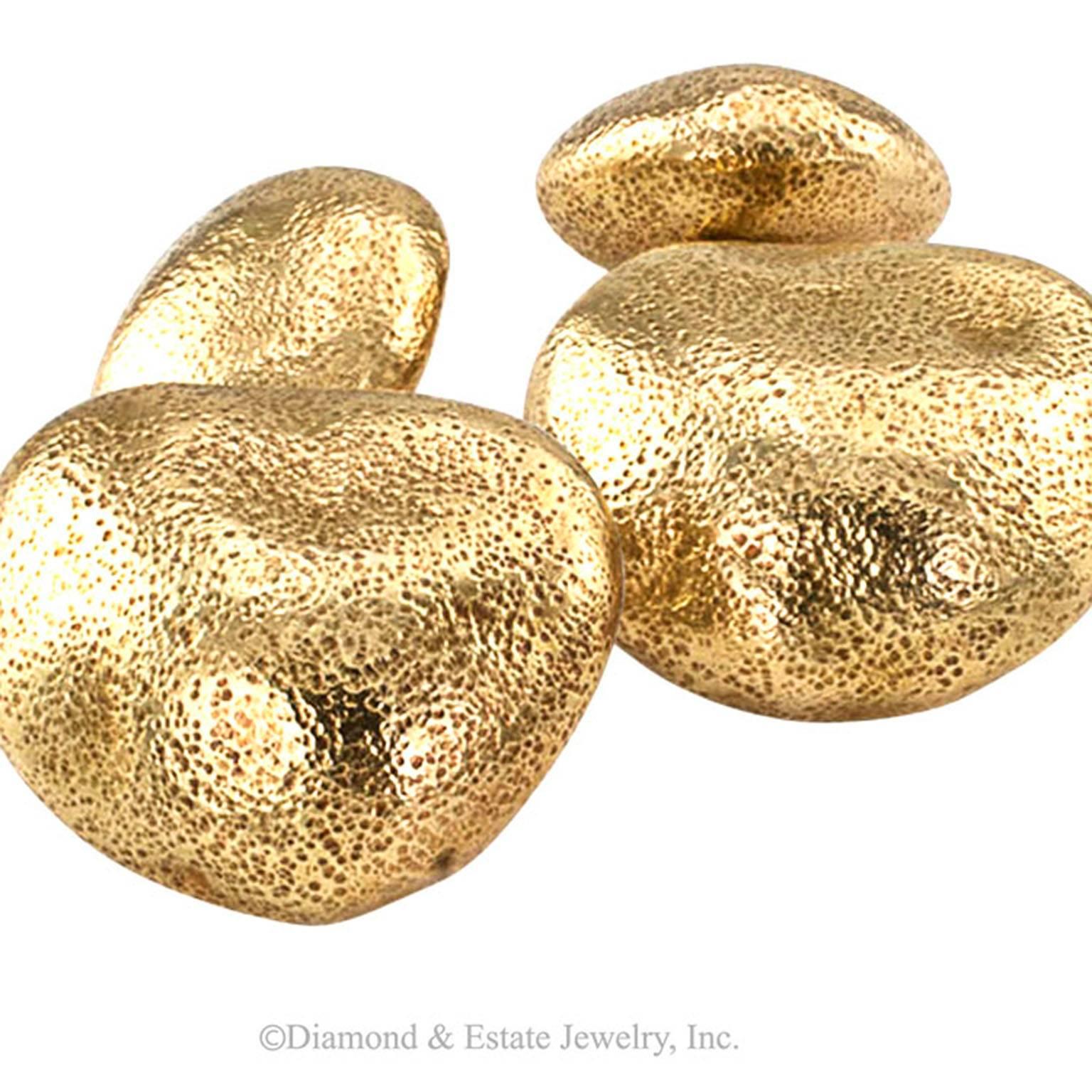 Women's or Men's Tiffany & Co. Gold Pebble Cufflinks 
