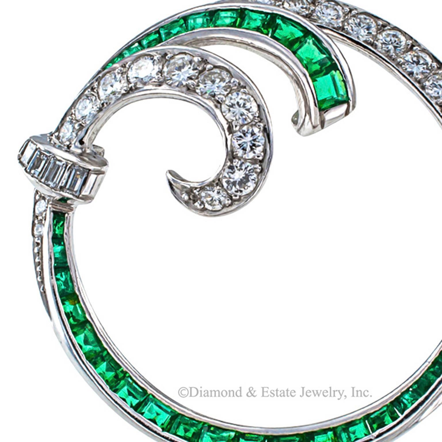 Art Deco 1950 Emerald Diamond Platinum Circle Brooch