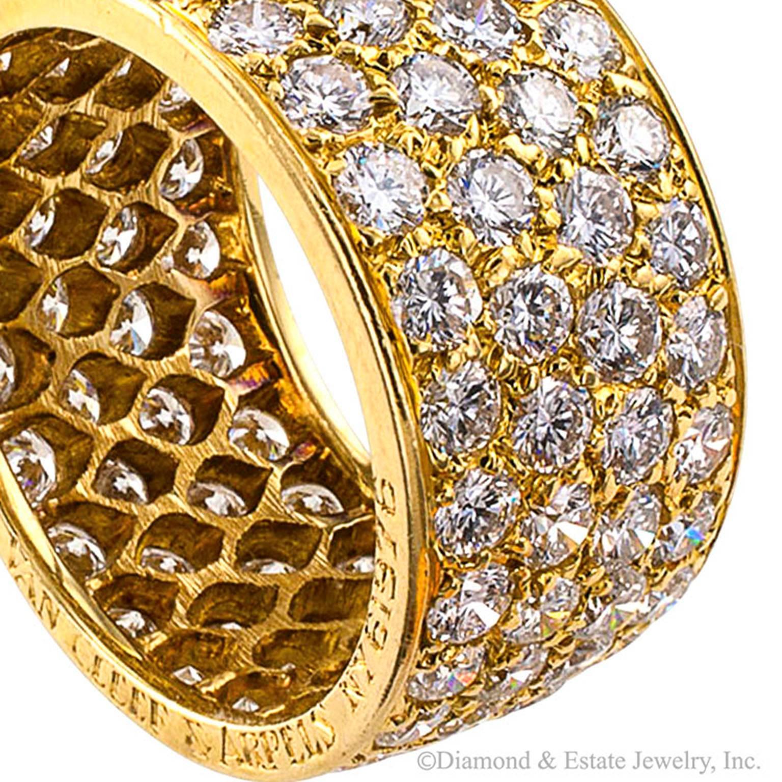 Van Cleef & Arpels 4 Carats Diamond Gold Eternity Ring In Excellent Condition In Los Angeles, CA