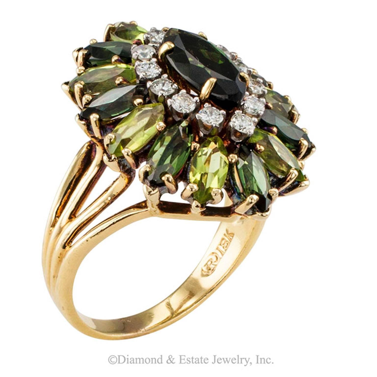 1970s Green Tourmaline Diamond Gold Ring In Excellent Condition In Los Angeles, CA