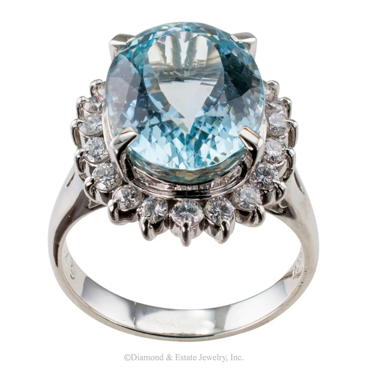 6.24 Carat Oval Aquamarine Diamond Platinum Ring In Excellent Condition In Los Angeles, CA