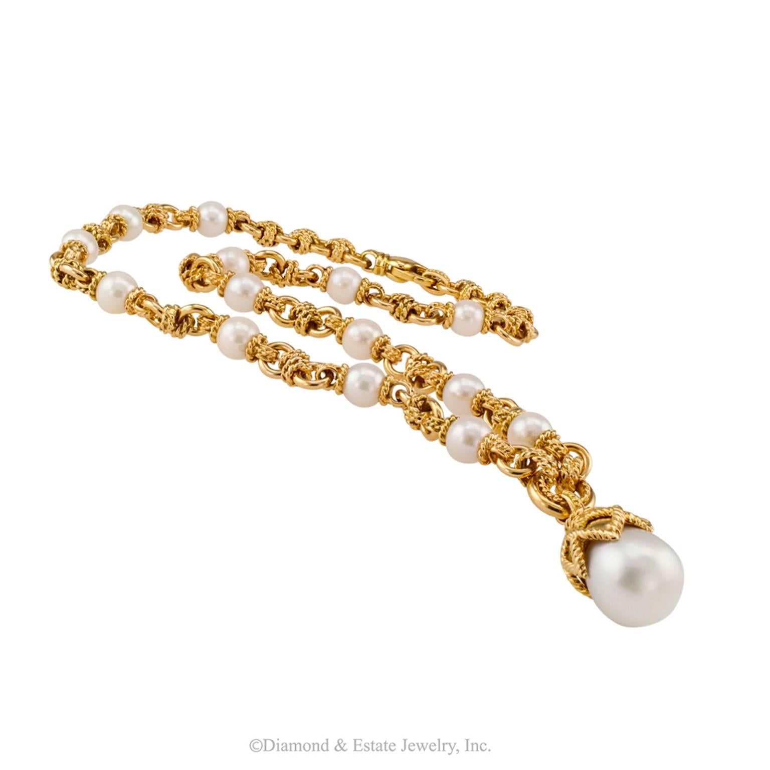 Women's or Men's Cultured Pearl South Sea Pearl Gold Necklace