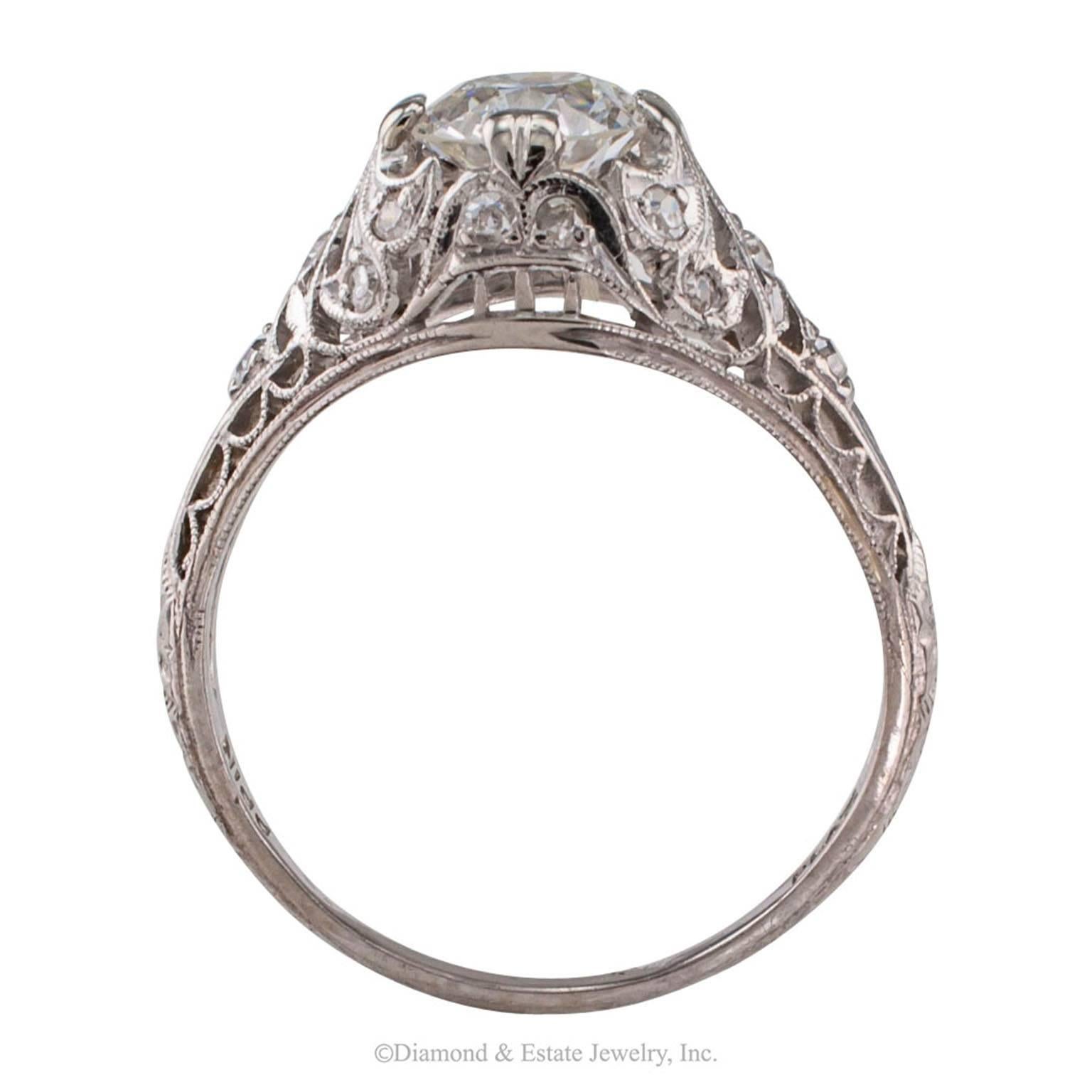 Women's Edwardian 0.85 Carat Diamond Platinum Engagement Ring
