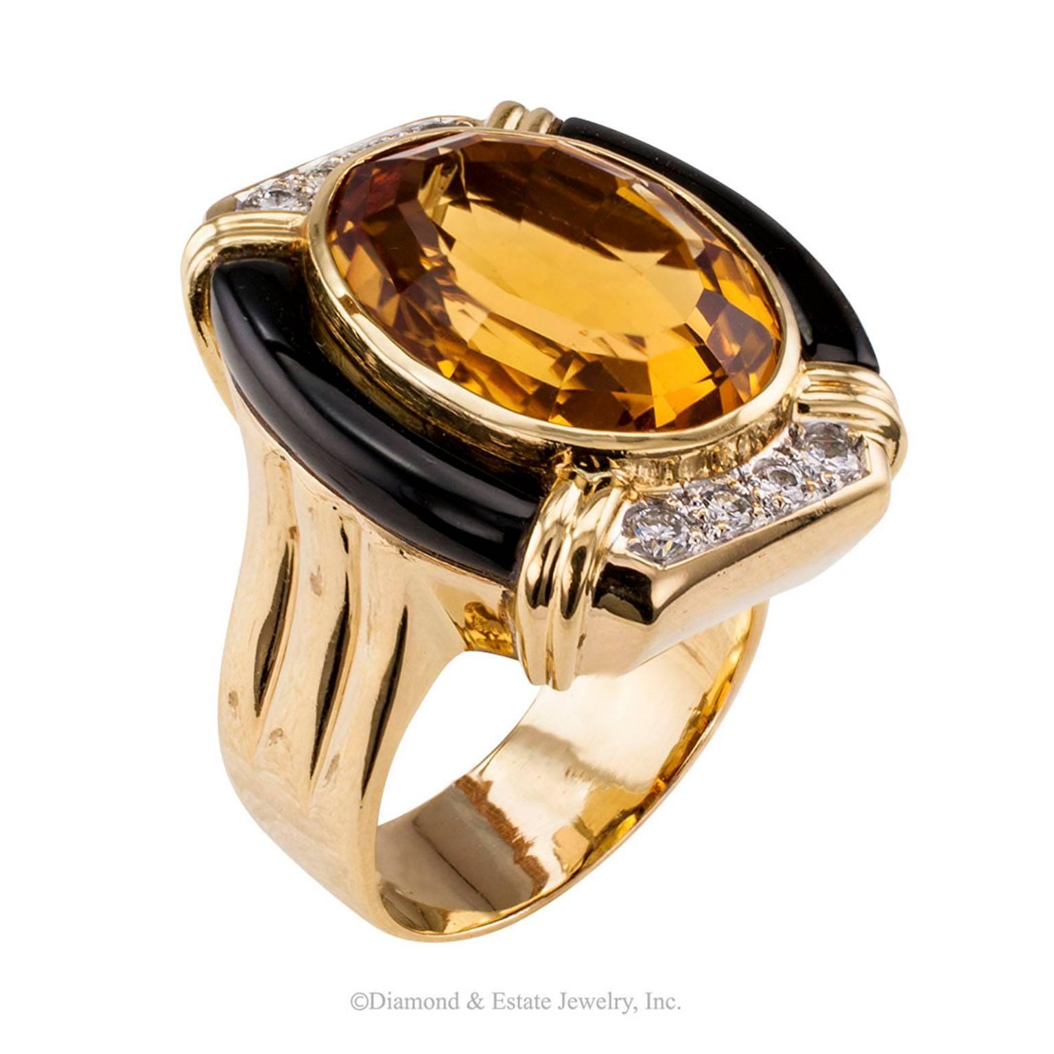 1980s Citrine Onyx Diamond Gold Ring Size 9 1/2 In Excellent Condition In Los Angeles, CA