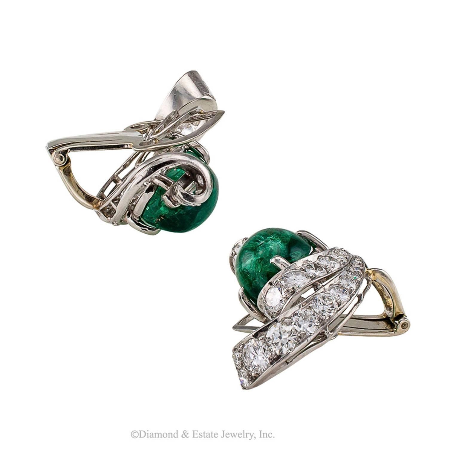 1930s Emerald Diamond Platinum Ear Clips In Excellent Condition In Los Angeles, CA